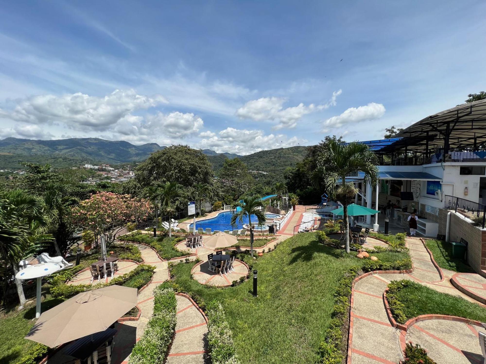 Villeta Resort Hotel Bagian luar foto